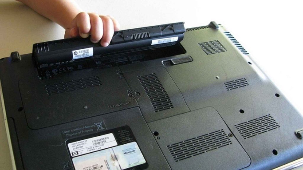 por qué mi computadora se apaga sola